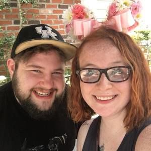 Meet your Posher, Whitney